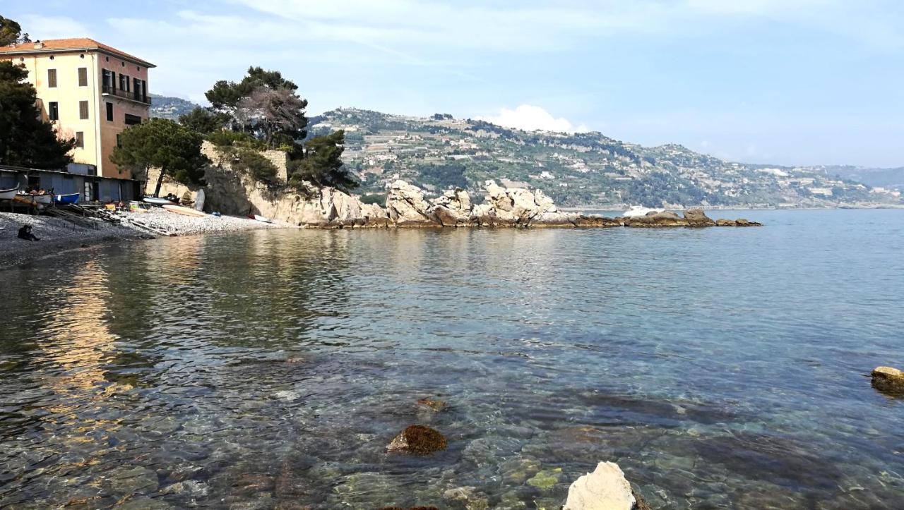 La Casetta Mortola Inferiore Exterior foto